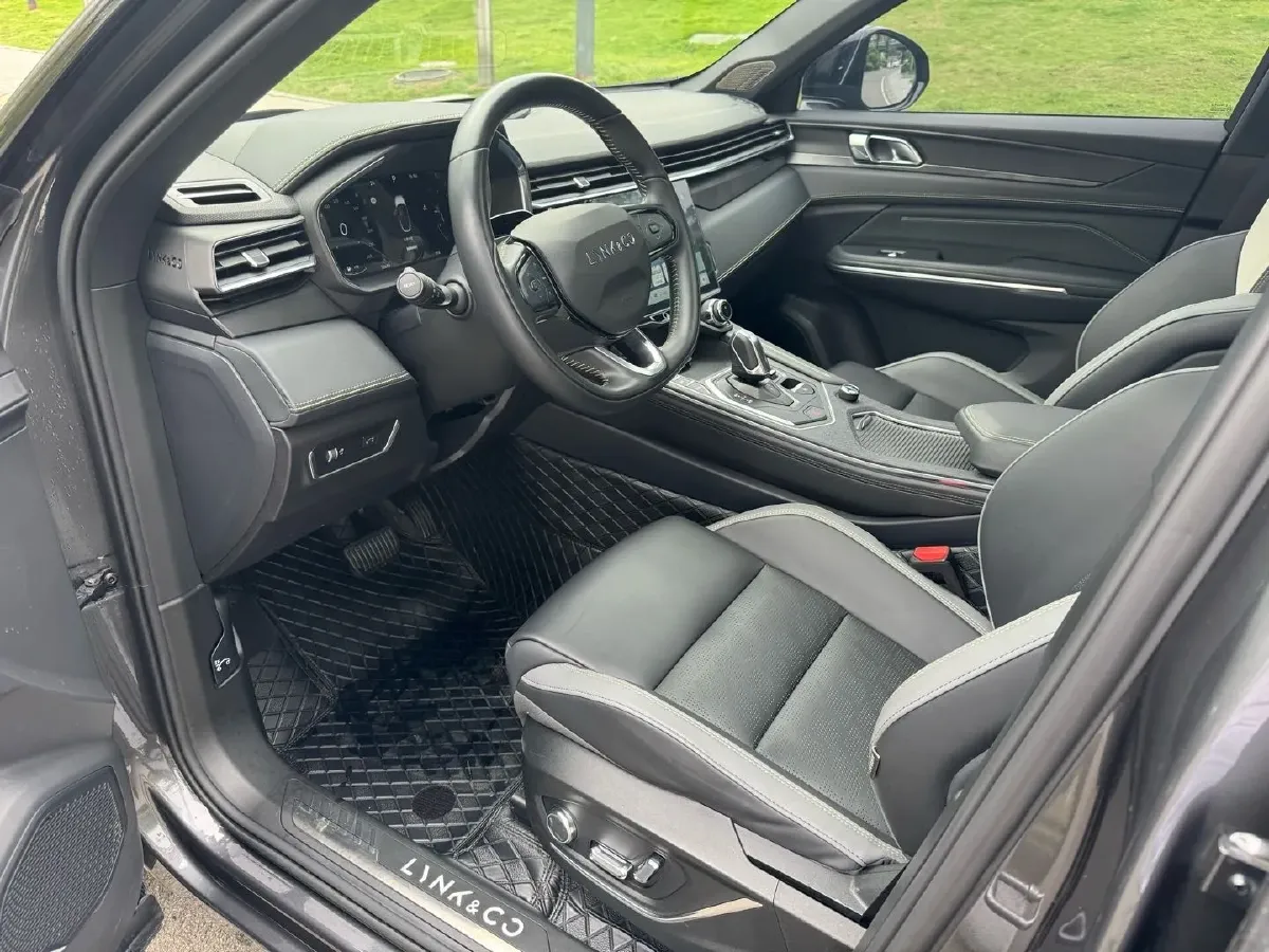 2023 LYNK&CO 05 2.0T 254HP L4 8AT,autocango,china used car exporter,china ev exporter,chinese used car exporter,chinese used ev exporter