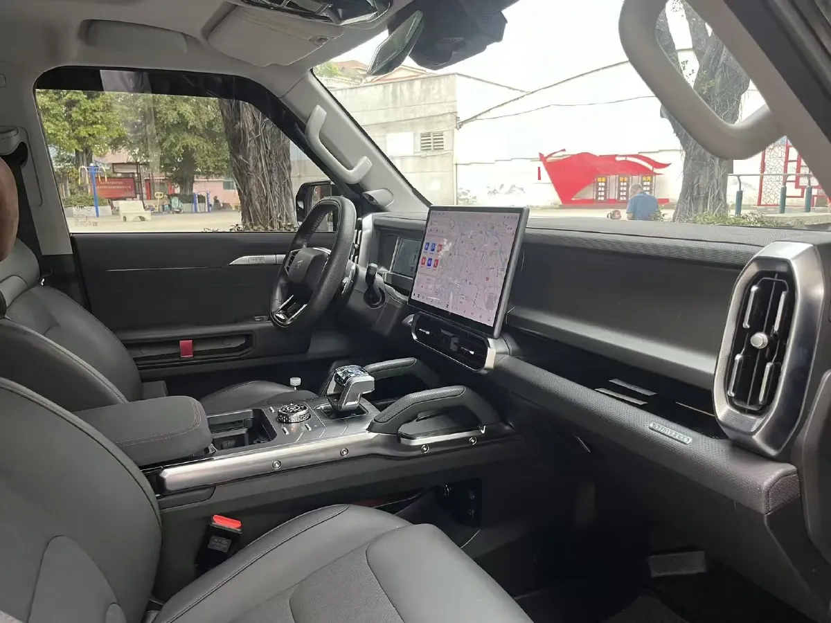 2023 Jetour Traveller 2.0T 254HP L4 8AT,autocango,china used car exporter,china ev exporter,chinese used car exporter,chinese used ev exporter