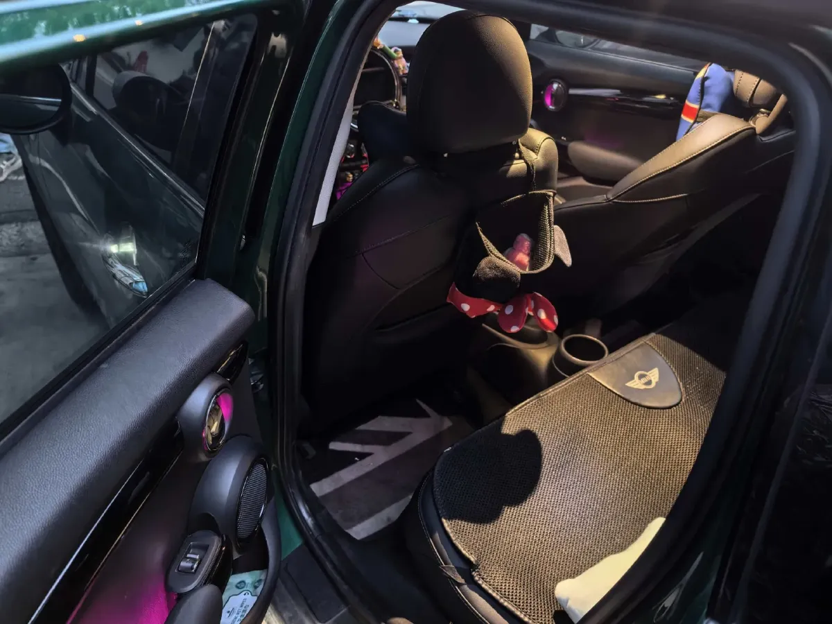 2021 MINI MINI 1.5T 136HP L3 7DCT,autocango,china used car exporter,china ev exporter,chinese used car exporter,chinese used ev exporter