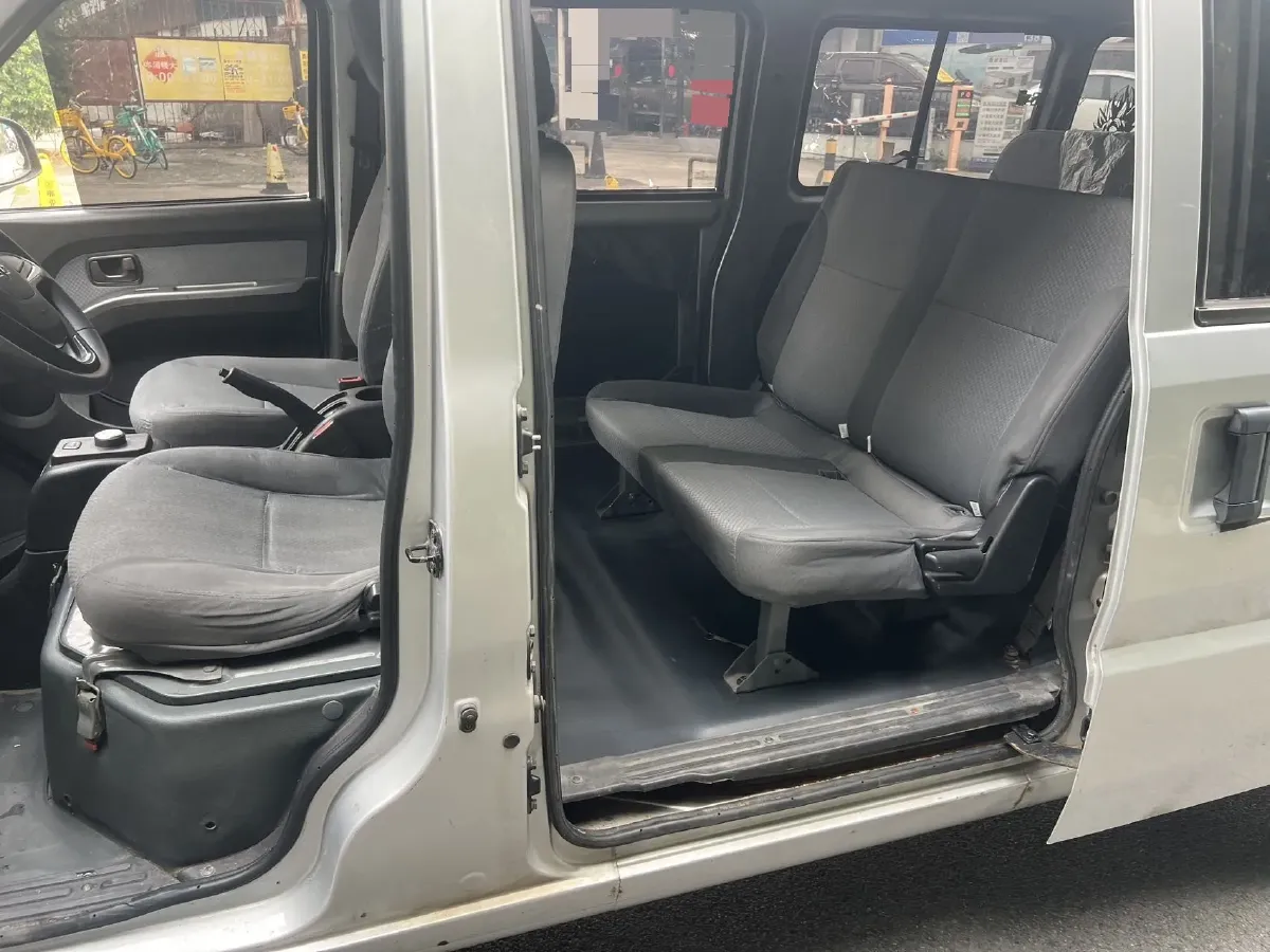 2022 WuLing RongGuang Mini Truck EV BEV 41.5KWH,autocango,china used car exporter,china ev exporter,chinese used car exporter,chinese used ev exporter