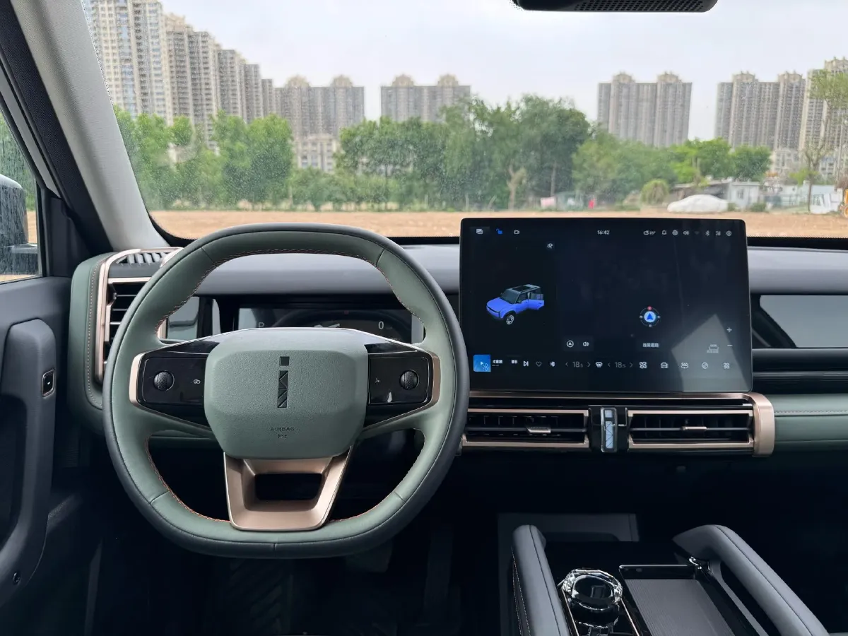 2024 Dongfeng RuiQi 7 2.0T 228HP L4 8AT,autocango,china used car exporter,china ev exporter,chinese used car exporter,chinese used ev exporter