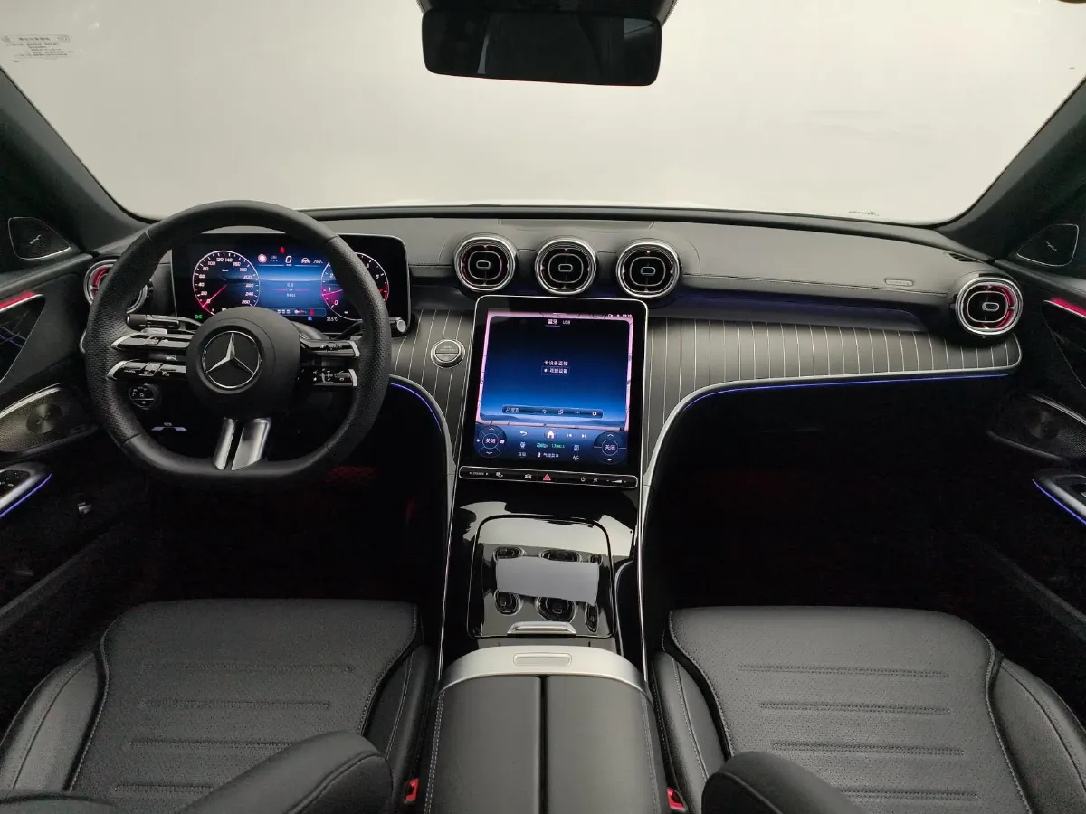 2025 Mercedes-Benz C Class 1.5T 204HP L4 9AT,autocango,china used car exporter,china ev exporter,chinese used car exporter,chinese used ev exporter