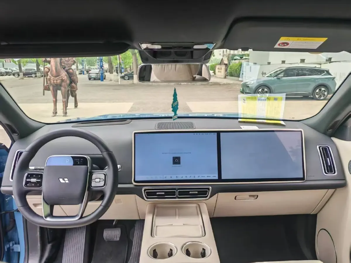 2023 Li L8 Range Extended 154HP REEV 40.9KWH,autocango,china used car exporter,china ev exporter,chinese used car exporter,chinese used ev exporter