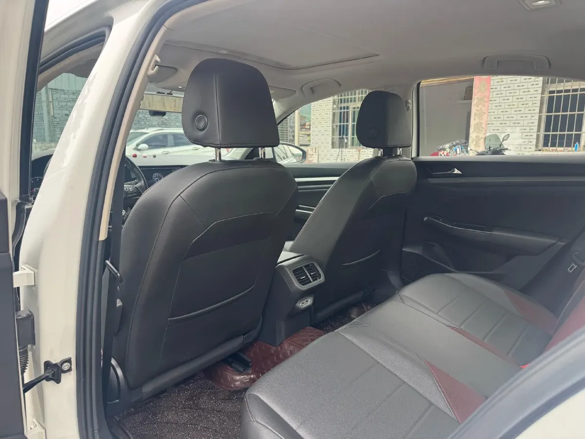 2020 Volkswagen Bora 1.5L 113HP L4 6AT,autocango,china used car exporter,china ev exporter,chinese used car exporter,chinese used ev exporter