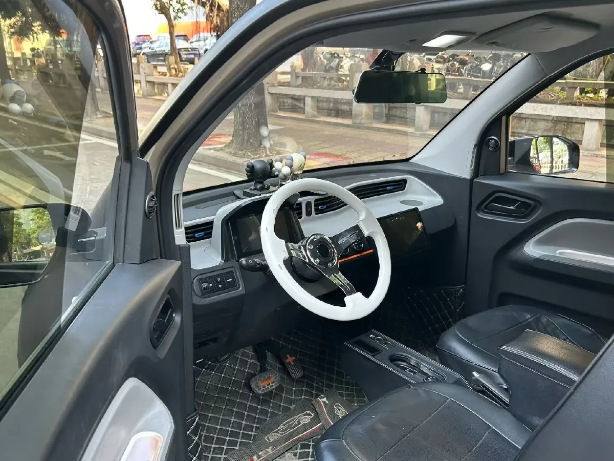 2020 WuLing HongGuang MINI EV BEV 13.8KWH,autocango,china used car exporter,china ev exporter,chinese used car exporter,chinese used ev exporter