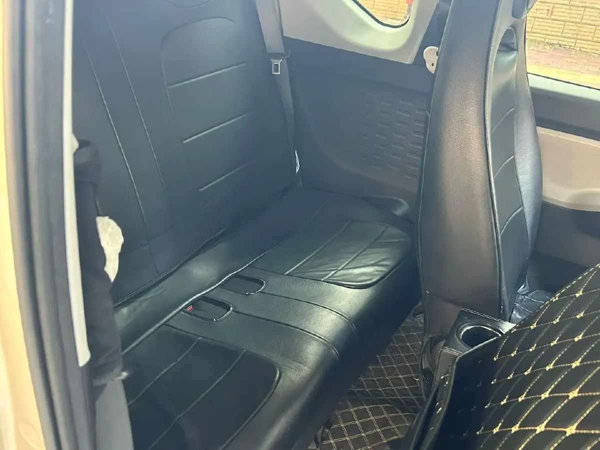 2020 WuLing HongGuang MINI EV BEV 13.8KWH,autocango,china used car exporter,china ev exporter,chinese used car exporter,chinese used ev exporter