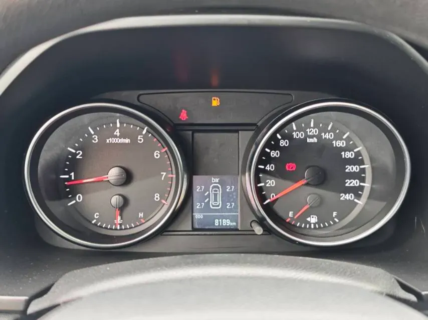 2021 Haval M6 1.5T 150HP L4 6MT,autocango,china used car exporter,china ev exporter,chinese used car exporter,chinese used ev exporter