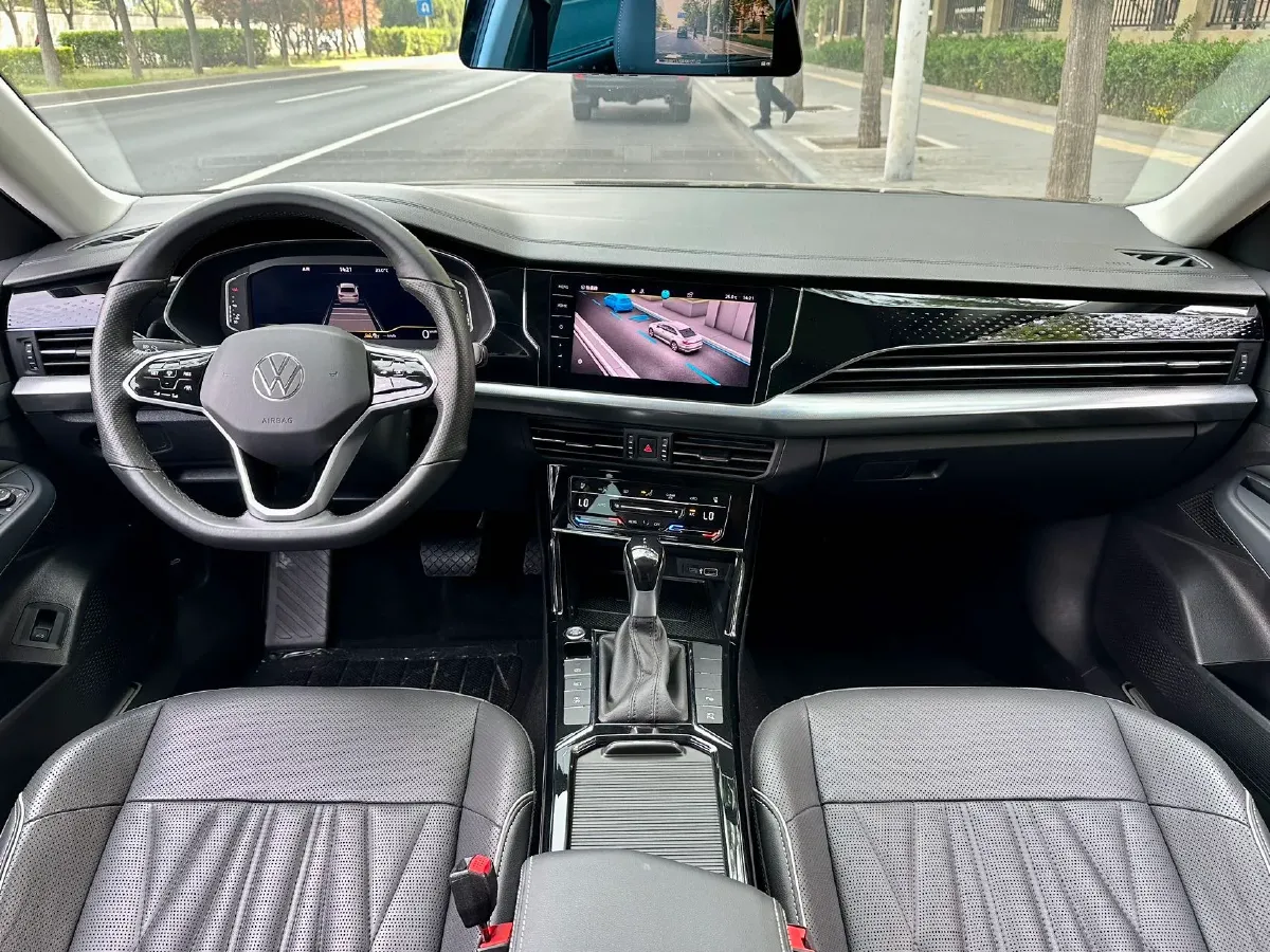 2023 Volkswagen Passat 2.0T 186HP L4 7DCT,autocango,china used car exporter,china ev exporter,chinese used car exporter,chinese used ev exporter