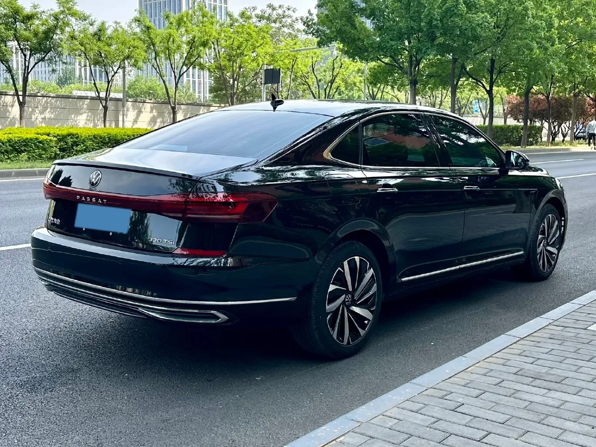 2023 Volkswagen Passat 2.0T 186HP L4 7DCT,autocango,china used car exporter,china ev exporter,chinese used car exporter,chinese used ev exporter