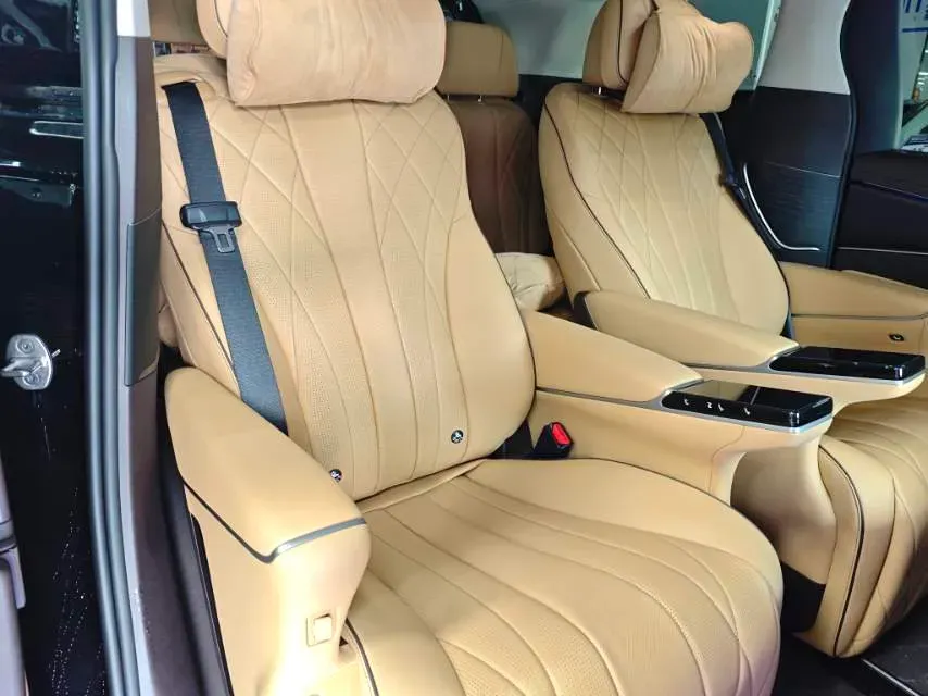 2024 Denza D9 1.5T 139HP L4 E-CVT PHEV 40KWH,autocango,china used car exporter,china ev exporter,chinese used car exporter,chinese used ev exporter