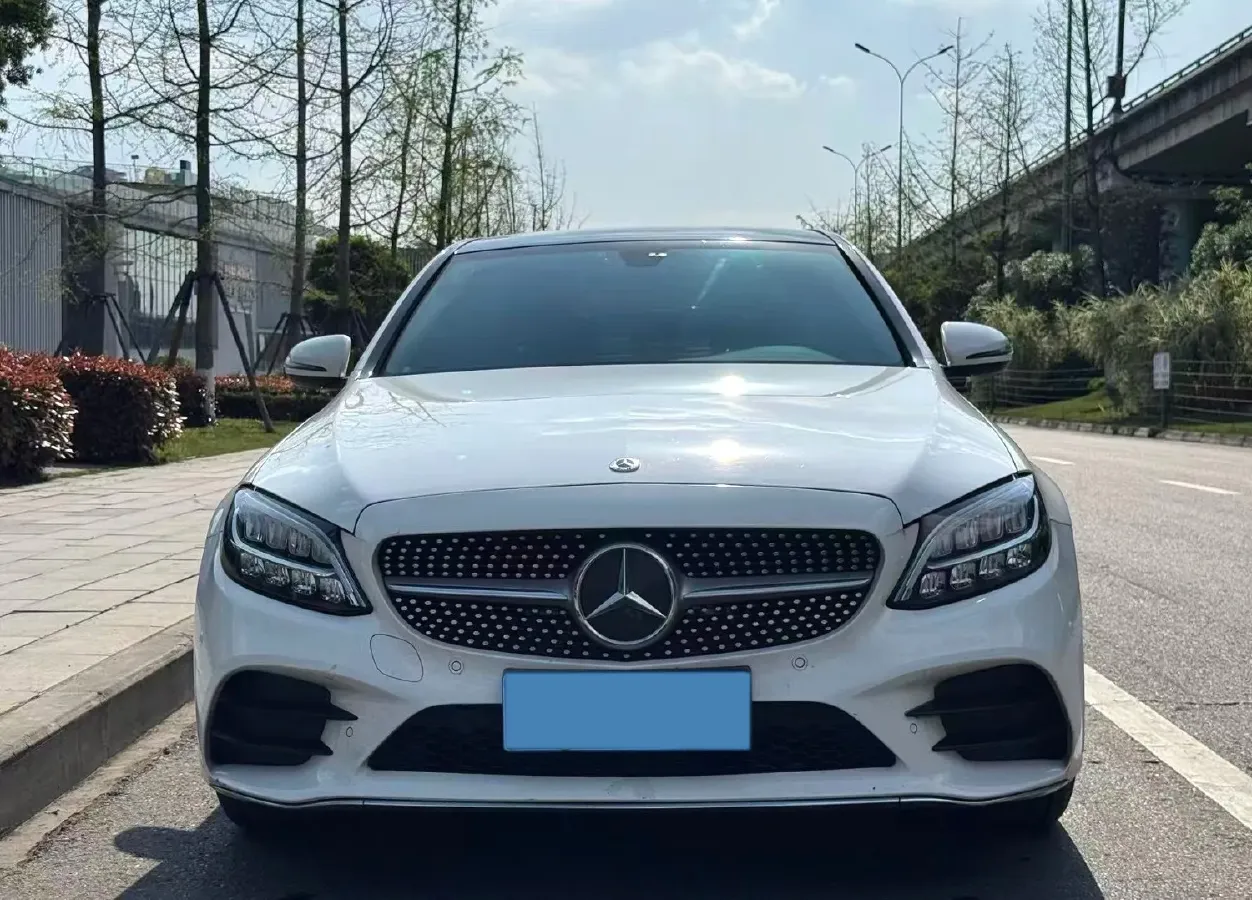 2021 Mercedes-Benz C Class 1.5T 184HP L4 9AT,autocango,china used car exporter,china ev exporter,chinese used car exporter,chinese used ev exporter