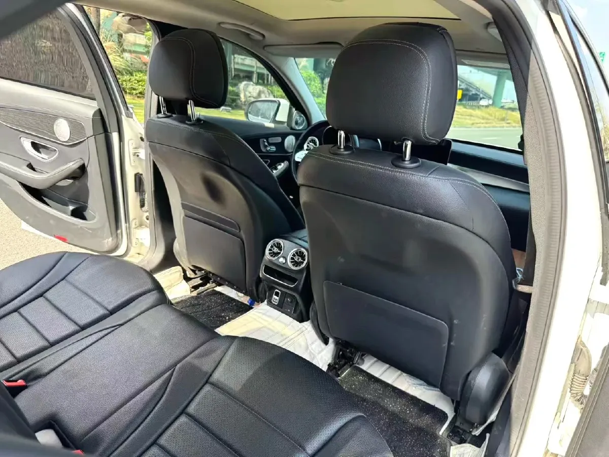 2021 Mercedes-Benz C Class 1.5T 184HP L4 9AT,autocango,china used car exporter,china ev exporter,chinese used car exporter,chinese used ev exporter