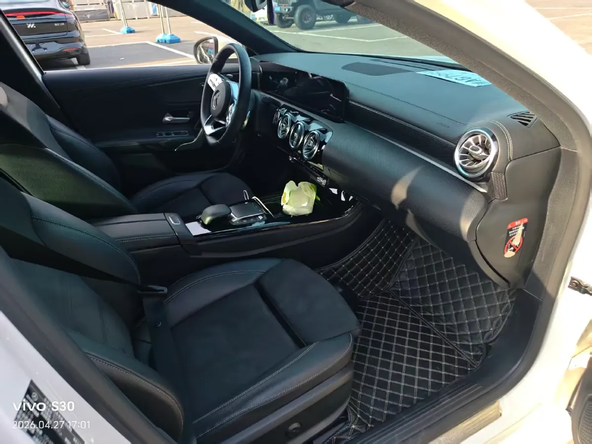 2020 Mercedes-Benz A Class 1.3T 163HP L4 7DCT,autocango,china used car exporter,china ev exporter,chinese used car exporter,chinese used ev exporter