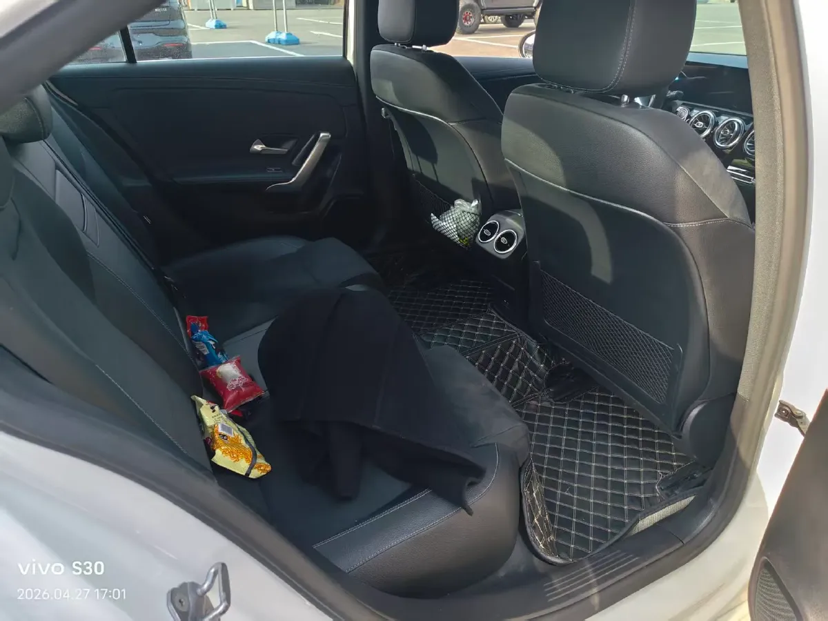 2020 Mercedes-Benz A Class 1.3T 163HP L4 7DCT,autocango,china used car exporter,china ev exporter,chinese used car exporter,chinese used ev exporter