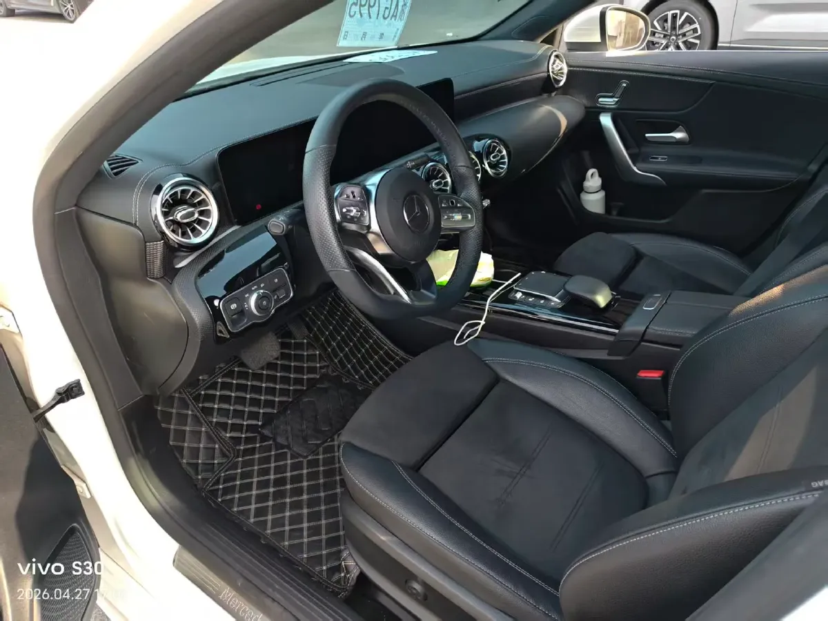 2020 Mercedes-Benz A Class 1.3T 163HP L4 7DCT,autocango,china used car exporter,china ev exporter,chinese used car exporter,chinese used ev exporter