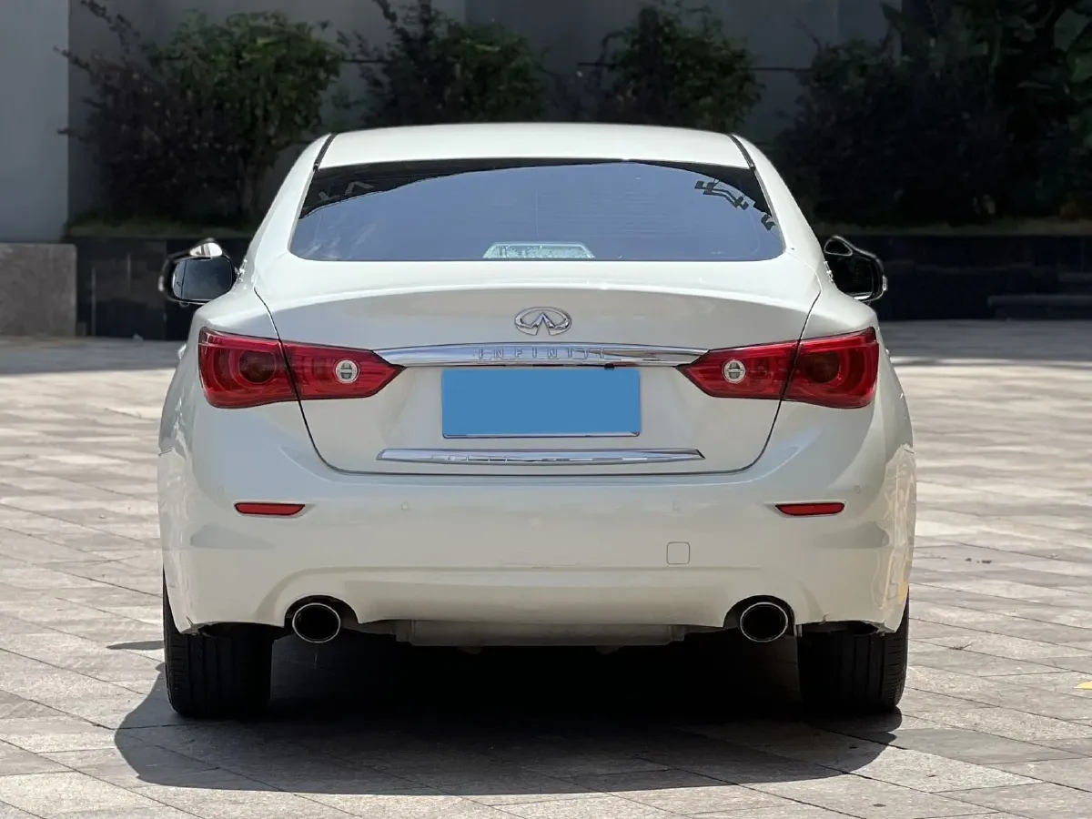 2016 Infiniti Q50L 2.0T 211HP L4 7AT,autocango,china used car exporter,china ev exporter,chinese used car exporter,chinese used ev exporter