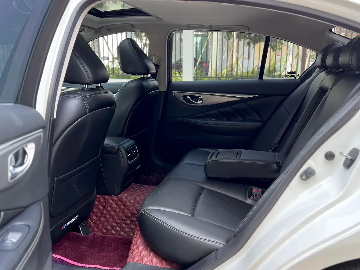 2016 Infiniti Q50L 2.0T 211HP L4 7AT,autocango,china used car exporter,china ev exporter,chinese used car exporter,chinese used ev exporter