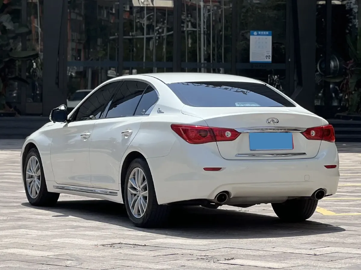 2016 Infiniti Q50L 2.0T 211HP L4 7AT,autocango,china used car exporter,china ev exporter,chinese used car exporter,chinese used ev exporter