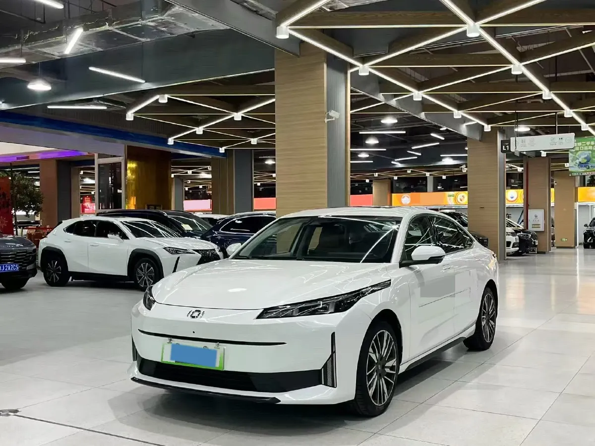 2024 ChangAn QiYuan A05 1.5L 110HP L4 E-CVT PHEV 18.99KWH,autocango,china used car exporter,china ev exporter,chinese used car exporter,chinese used ev exporter