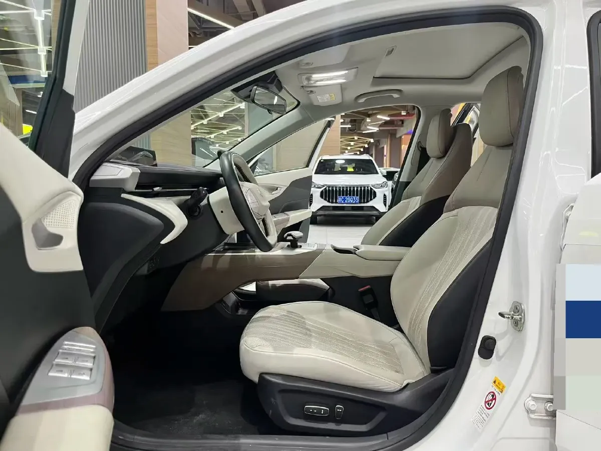 2024 ChangAn QiYuan A05 1.5L 110HP L4 E-CVT PHEV 18.99KWH,autocango,china used car exporter,china ev exporter,chinese used car exporter,chinese used ev exporter