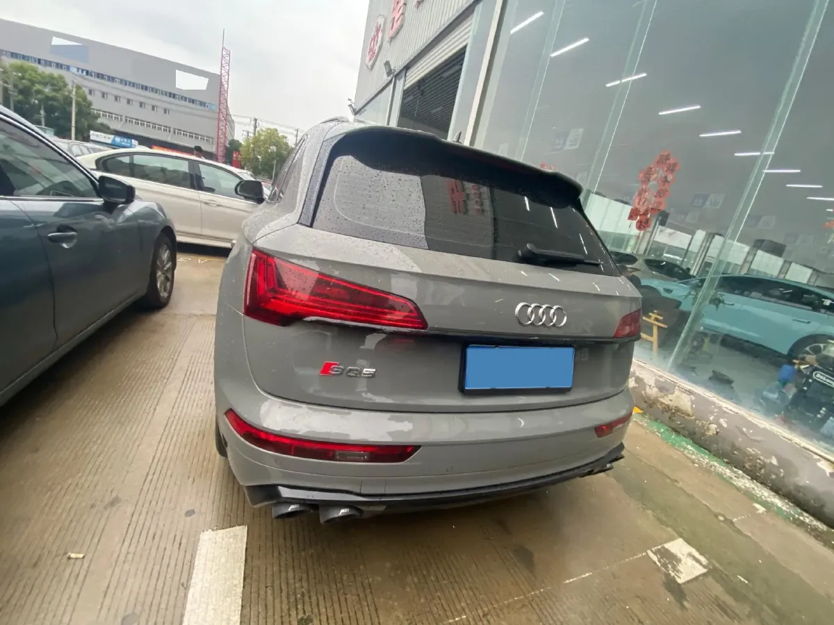 2021 Audi SQ5 3.0T 354HP V6 8AT,autocango,china used car exporter,china ev exporter,chinese used car exporter,chinese used ev exporter