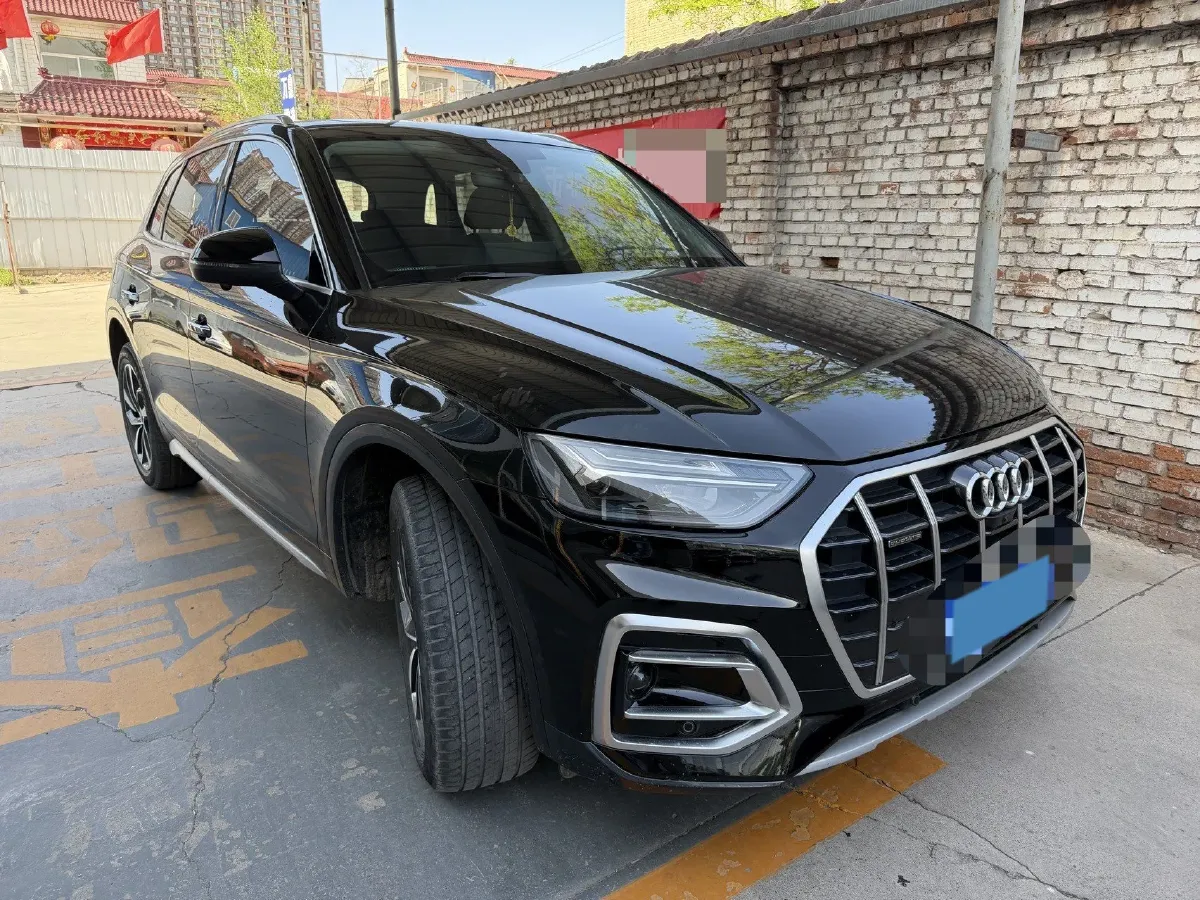 2022 Audi Q5L 2.0T 190HP L4 7DCT,autocango,china used car exporter,china ev exporter,chinese used car exporter,chinese used ev exporter