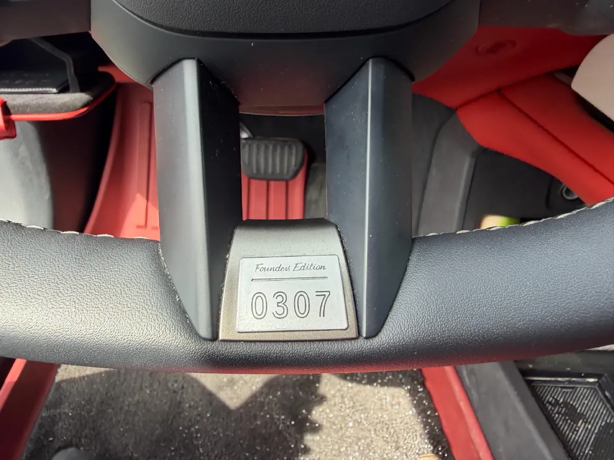 2024 MI SU7 BEV 73.6KWH,autocango,china used car exporter,china ev exporter,chinese used car exporter,chinese used ev exporter