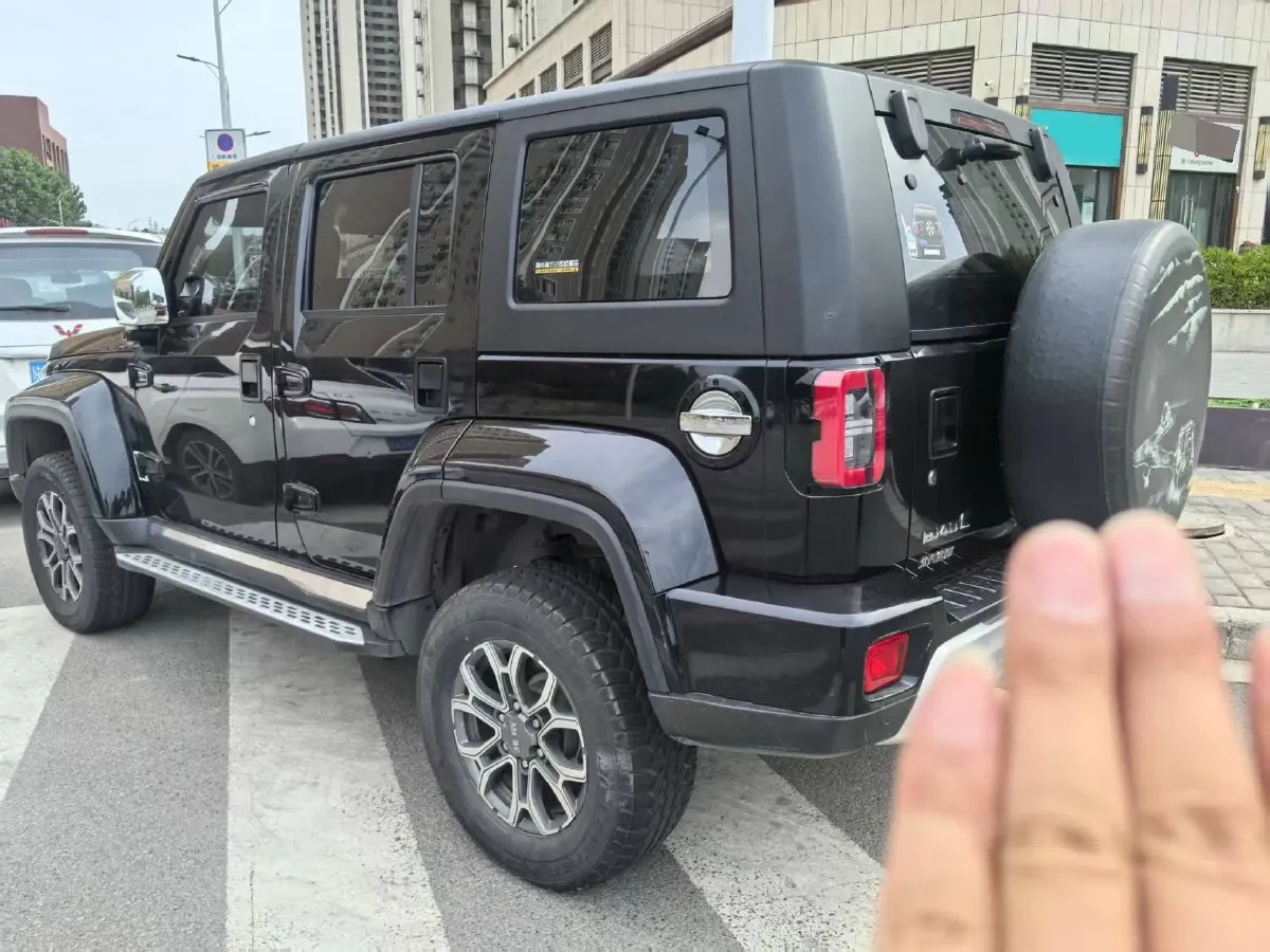 2023 Beijing BJ40 2.0T 224HP L4 8AT,autocango,china used car exporter,china ev exporter,chinese used car exporter,chinese used ev exporter