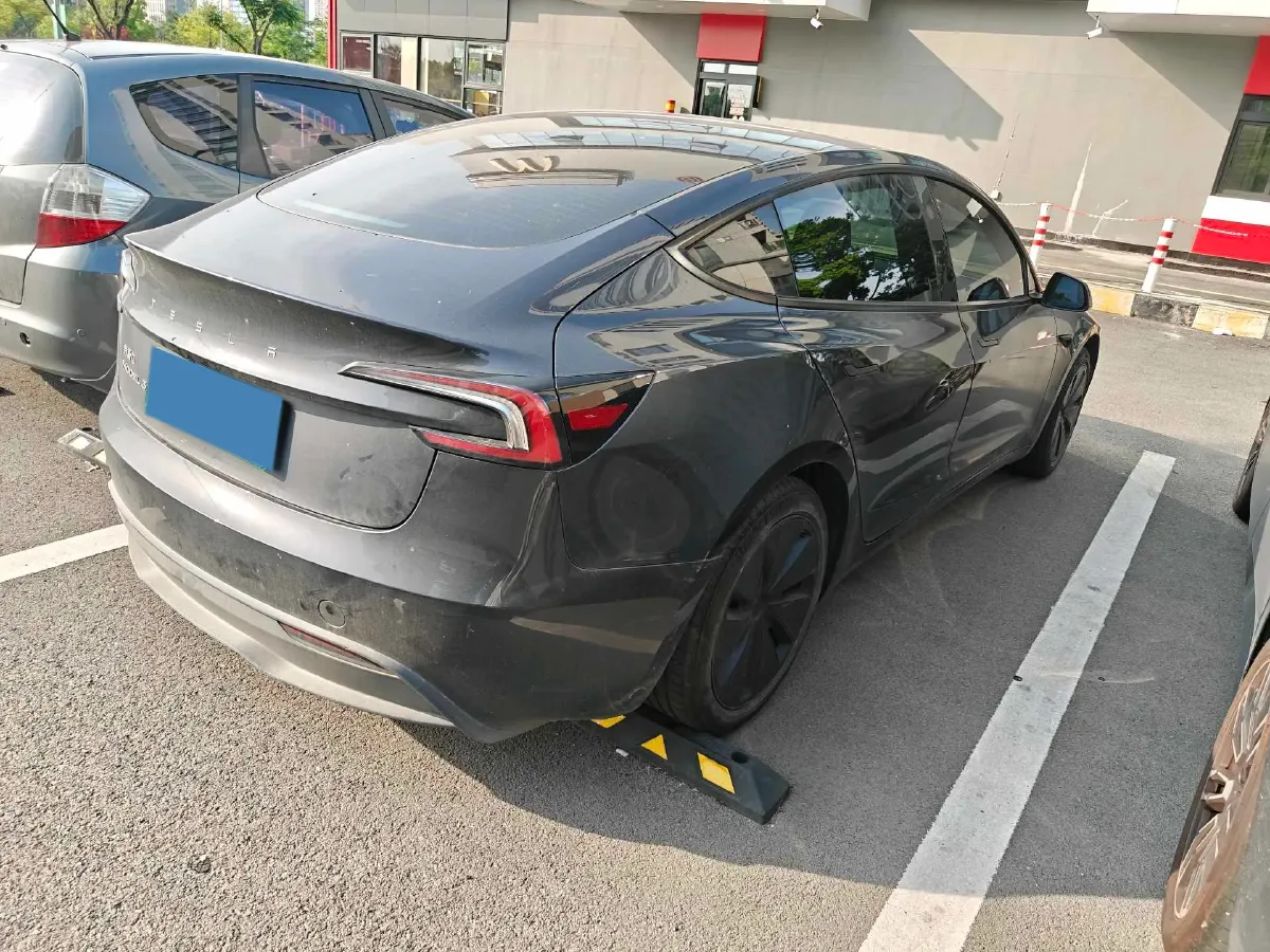 2025 Tesla Model 3 BEV 62.5KWH,autocango,china used car exporter,china ev exporter,chinese used car exporter,chinese used ev exporter