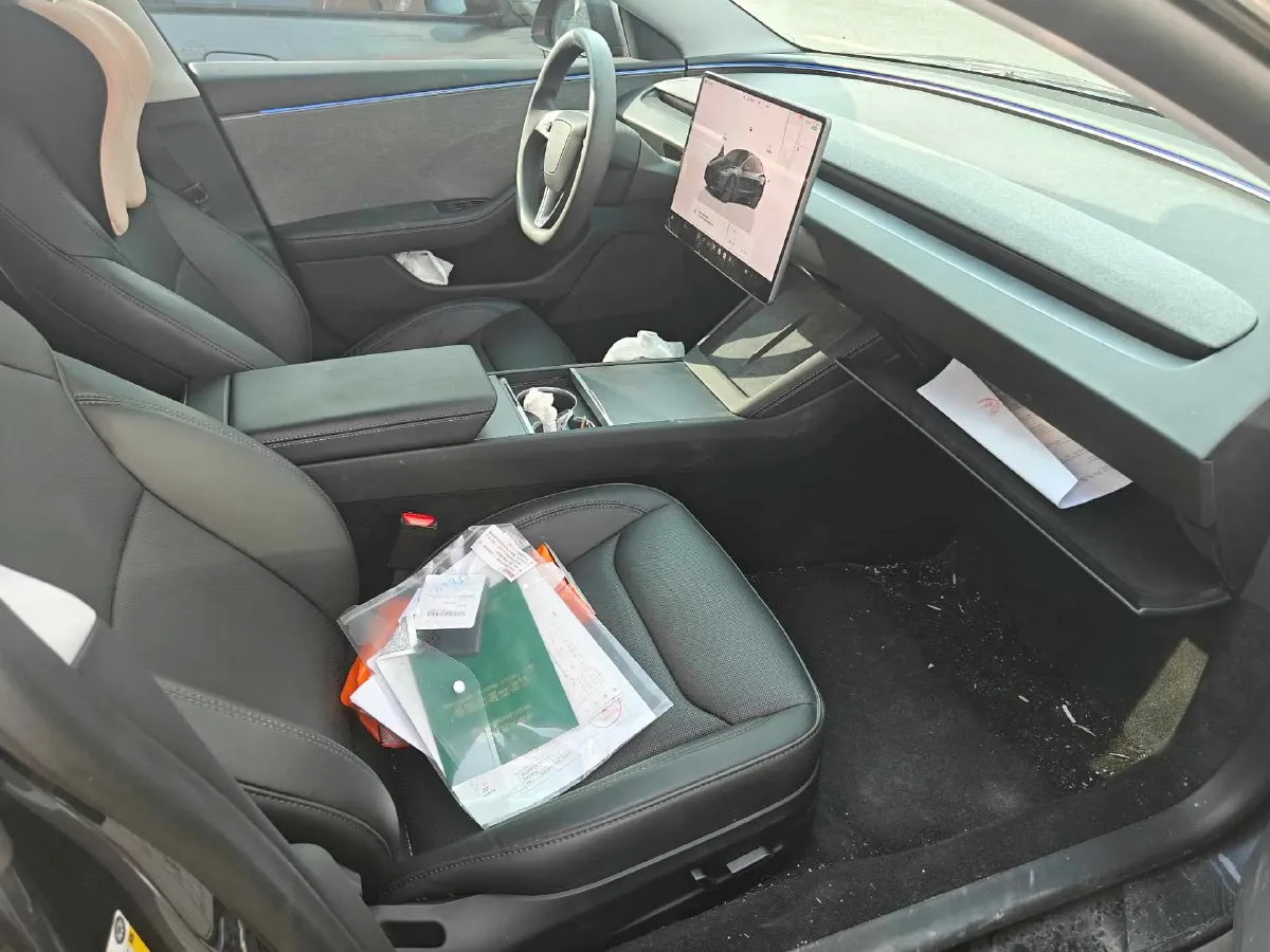 2025 Tesla Model 3 BEV 62.5KWH,autocango,china used car exporter,china ev exporter,chinese used car exporter,chinese used ev exporter