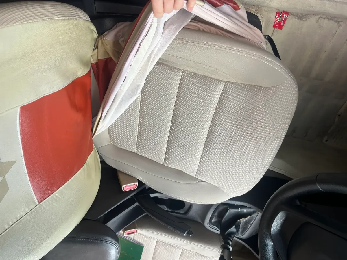 2019 WuLing HongGuang 1.5L 99HP L4 6MT,autocango,china used car exporter,china ev exporter,chinese used car exporter,chinese used ev exporter