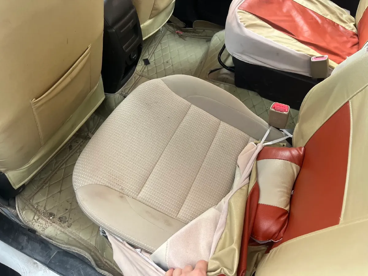 2019 WuLing HongGuang 1.5L 99HP L4 6MT,autocango,china used car exporter,china ev exporter,chinese used car exporter,chinese used ev exporter