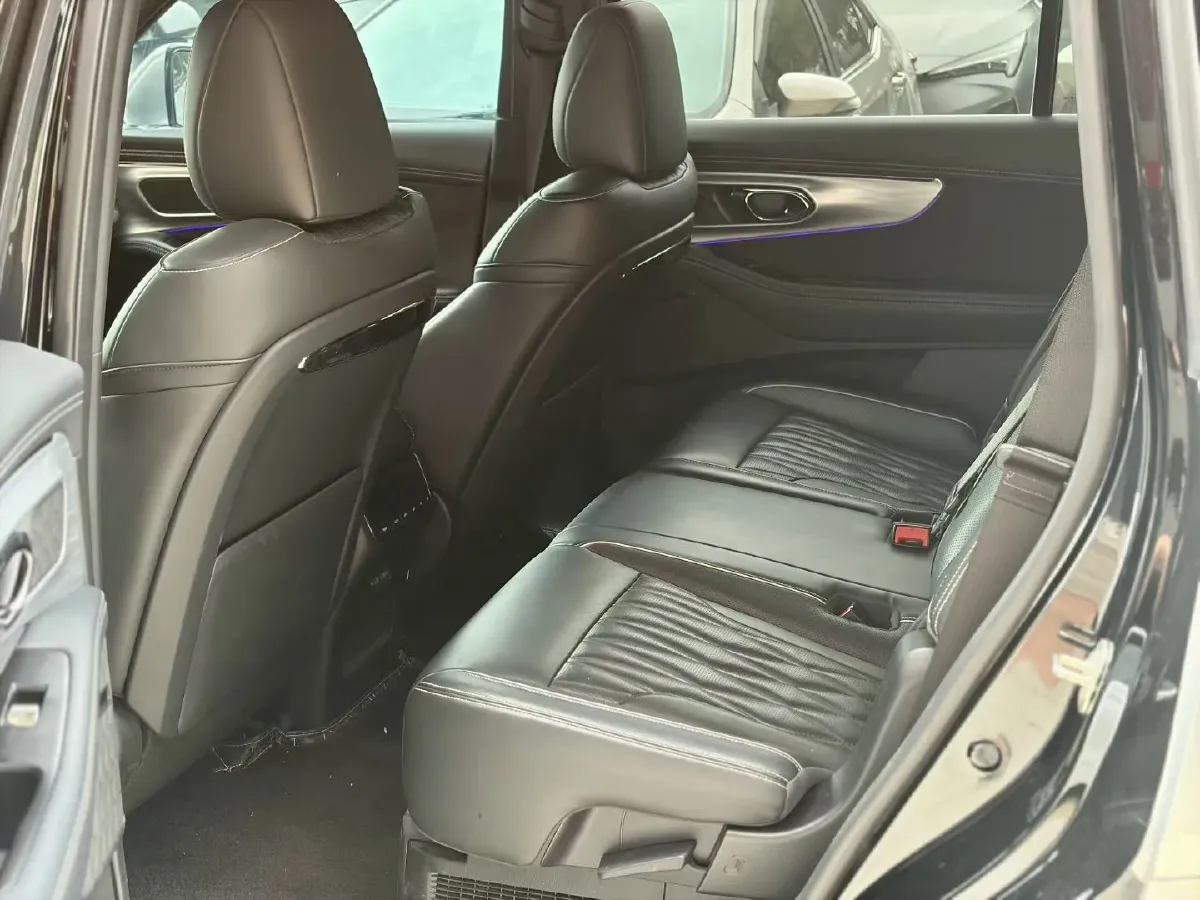 2022 GAC Trumpchi GS8 2.0T 190HP L4 E-CVT Hybrid,autocango,china used car exporter,china ev exporter,chinese used car exporter,chinese used ev exporter