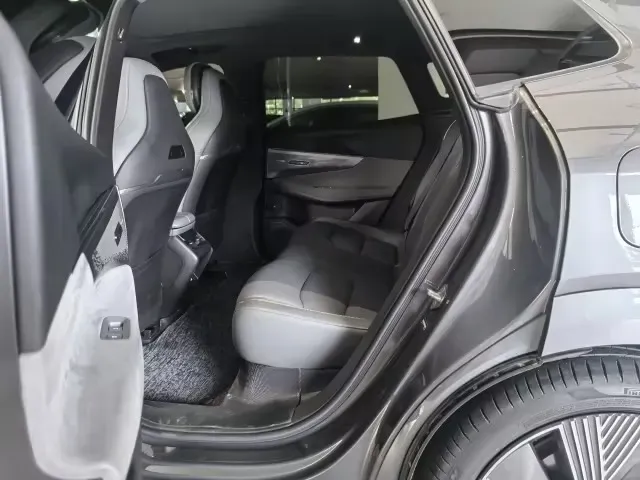 2023 LYNK&CO 08 EM-P 1.5T 163HP L4 3DHT PHEV 39.8KWH,autocango,china used car exporter,china ev exporter,chinese used car exporter,chinese used ev exporter