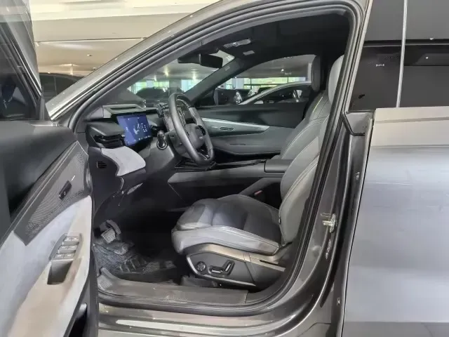 2023 LYNK&CO 08 EM-P 1.5T 163HP L4 3DHT PHEV 39.8KWH,autocango,china used car exporter,china ev exporter,chinese used car exporter,chinese used ev exporter