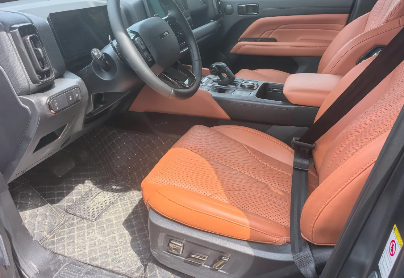 2024 Haval H9 2.0T 224HP L4 8AT,autocango,china used car exporter,china ev exporter,chinese used car exporter,chinese used ev exporter