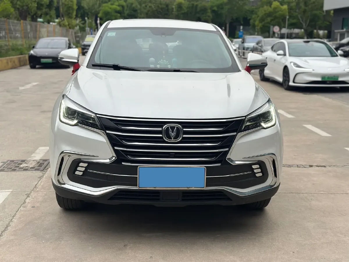 2019 ChangAn CS85 Coupe 1.5T 178HP L4 7DCT,autocango,china used car exporter,china ev exporter,chinese used car exporter,chinese used ev exporter