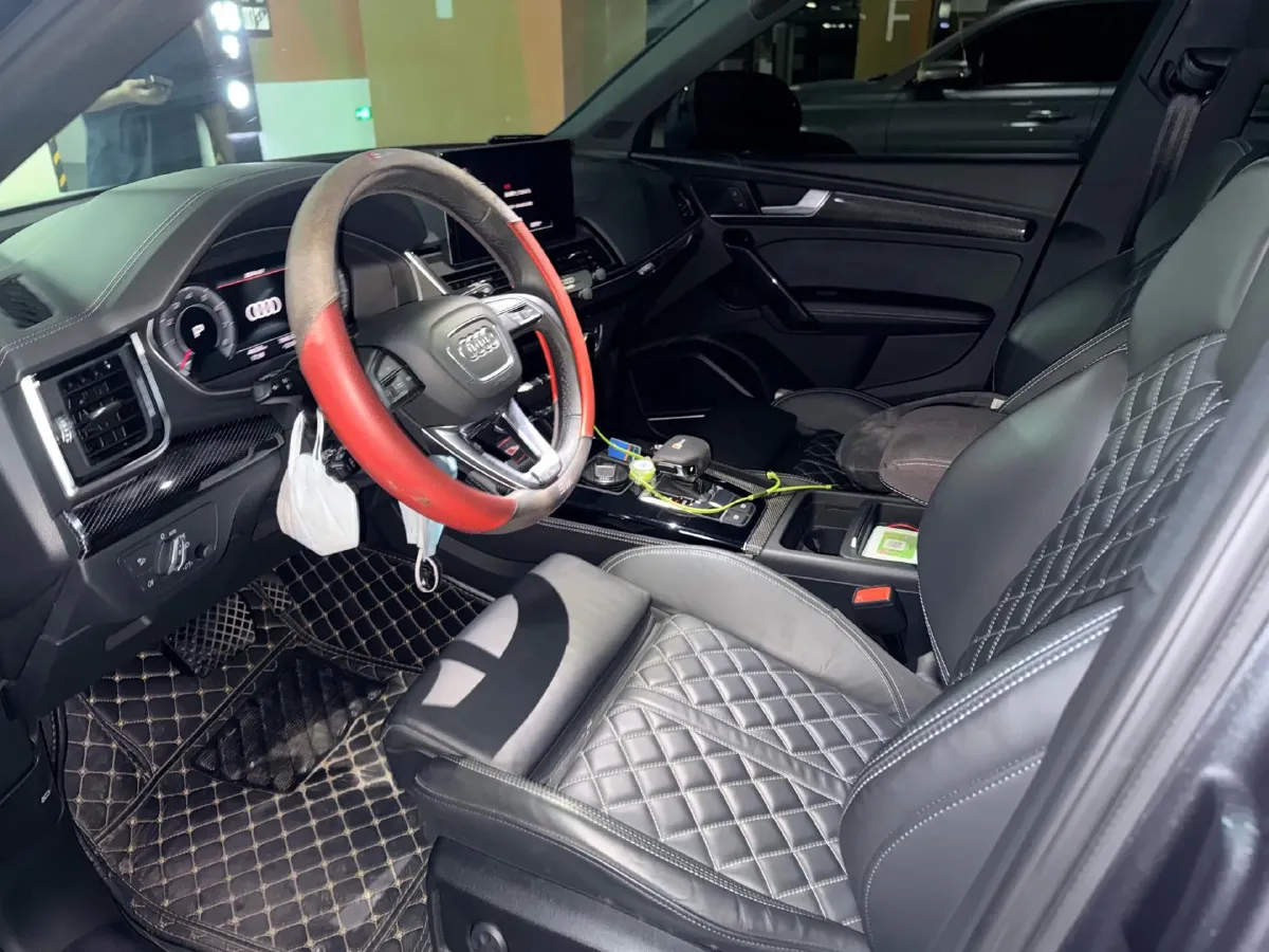 2021 Audi Q5L Sportback 2.0T 252HP L4 7DCT,autocango,china used car exporter,china ev exporter,chinese used car exporter,chinese used ev exporter