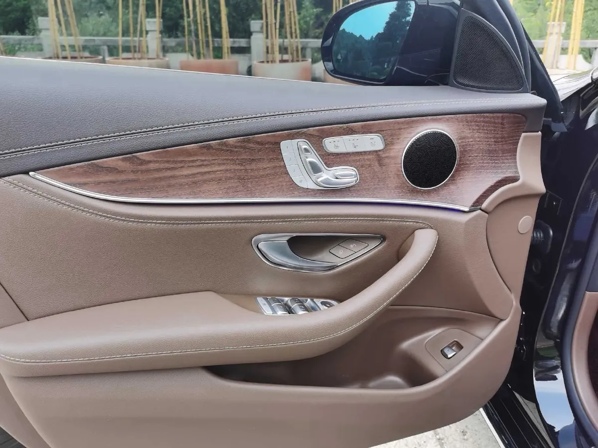 2023 Mercedes-Benz E Class 2.0T 258HP L4 9AT,autocango,china used car exporter,china ev exporter,chinese used car exporter,chinese used ev exporter