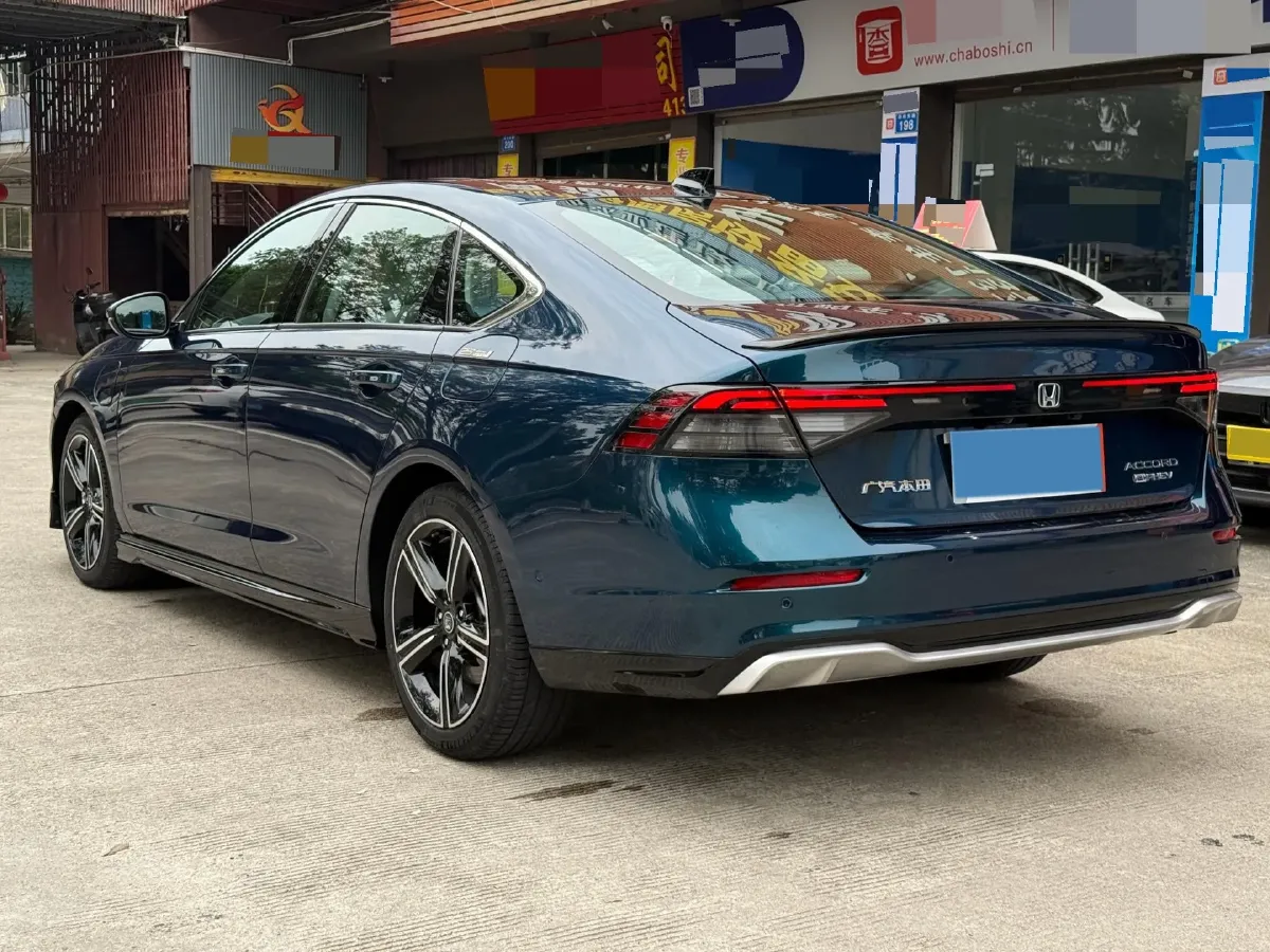 2023 Honda Accord 2.0L 148HP L4 E-CVT PHEV 17.7KWH,autocango,china used car exporter,china ev exporter,chinese used car exporter,chinese used ev exporter