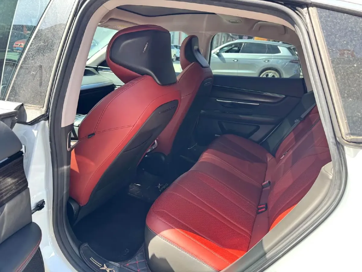 2022 DongFeng Forthing M7 2.0T 224HP L4 8AT,autocango,china used car exporter,china ev exporter,chinese used car exporter,chinese used ev exporter