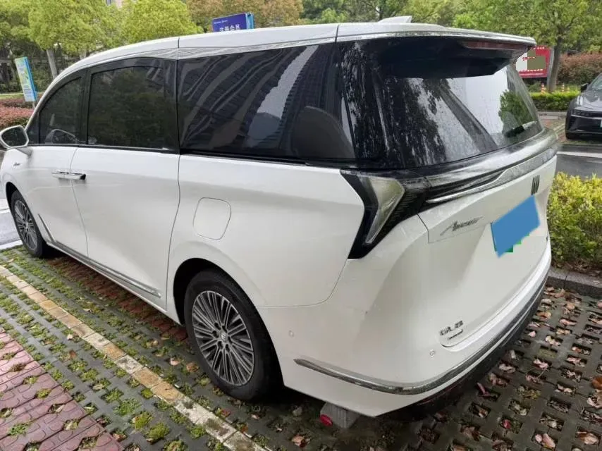 2024 Buick GL8 1.5T 180HP L4 2DHT PHEV 24.4KWH,autocango,china used car exporter,china ev exporter,chinese used car exporter,chinese used ev exporter