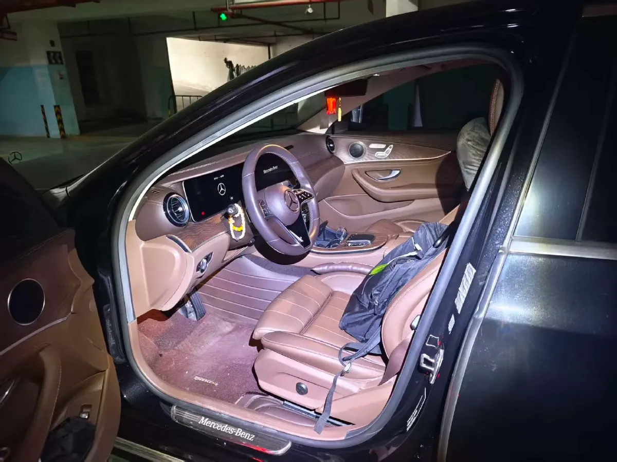 2022 Mercedes-Benz GLC Class 2.0T 258HP L4 9AT,autocango,china used car exporter,china ev exporter,chinese used car exporter,chinese used ev exporter