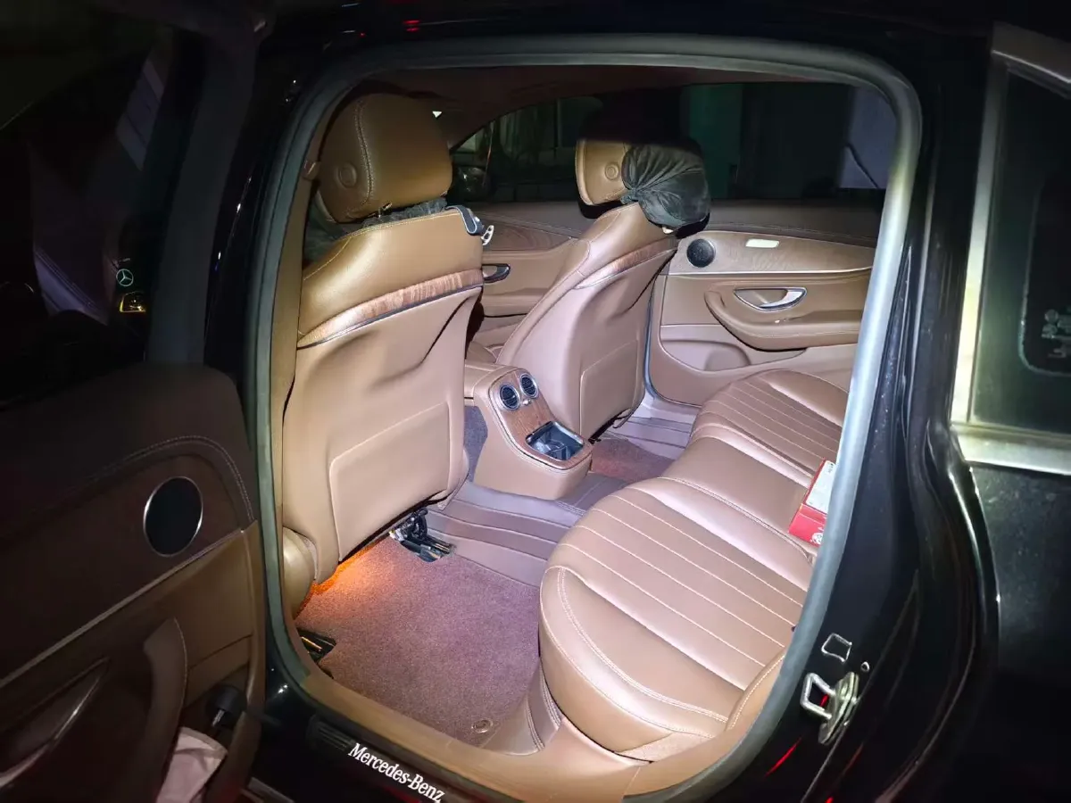 2022 Mercedes-Benz GLC Class 2.0T 258HP L4 9AT,autocango,china used car exporter,china ev exporter,chinese used car exporter,chinese used ev exporter