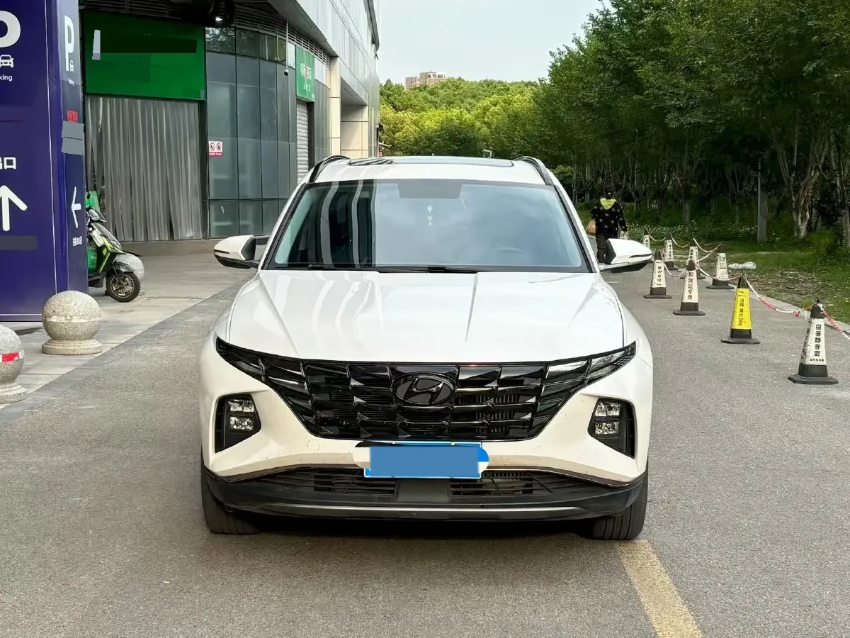 2023 Hyundai Tucson 1.5T 200HP L4 8AT,autocango,china used car exporter,china ev exporter,chinese used car exporter,chinese used ev exporter