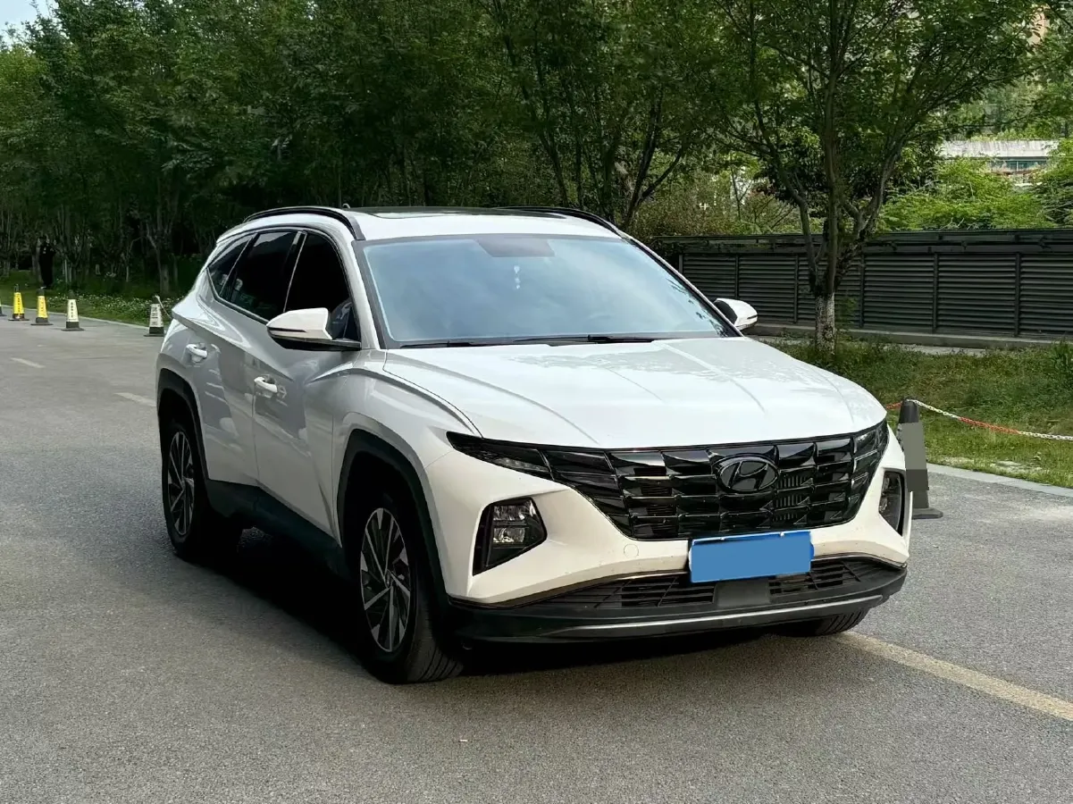 2023 Hyundai Tucson 1.5T 200HP L4 8AT,autocango,china used car exporter,china ev exporter,chinese used car exporter,chinese used ev exporter