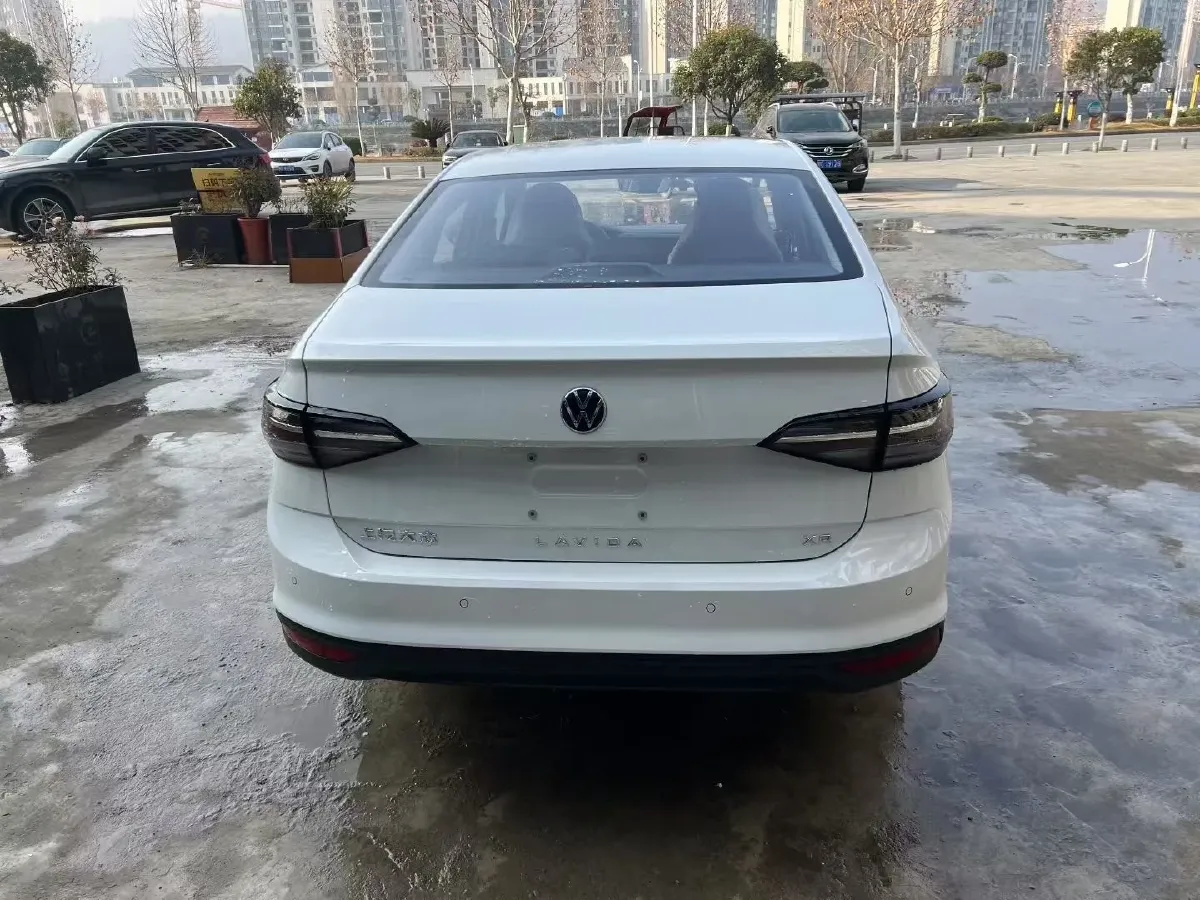 2025 Volkswagen Lavida 1.5L 110HP L4 6AT,autocango,china used car exporter,china ev exporter,chinese used car exporter,chinese used ev exporter