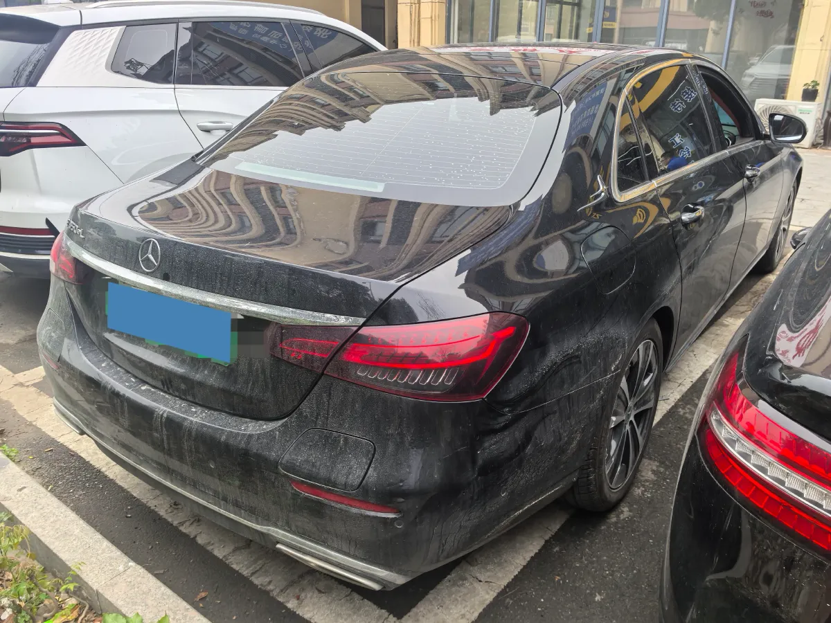 2022 Mercedes-Benz E Class 2.0T 211HP L4 9AT PHEV 25.4KWH,autocango,china used car exporter,china ev exporter,chinese used car exporter,chinese used ev exporter