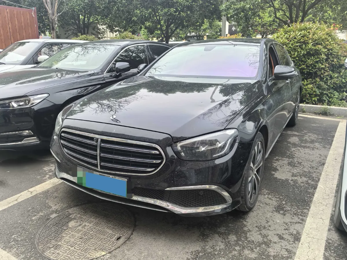 2022 Mercedes-Benz E Class 2.0T 211HP L4 9AT PHEV 25.4KWH,autocango,china used car exporter,china ev exporter,chinese used car exporter,chinese used ev exporter
