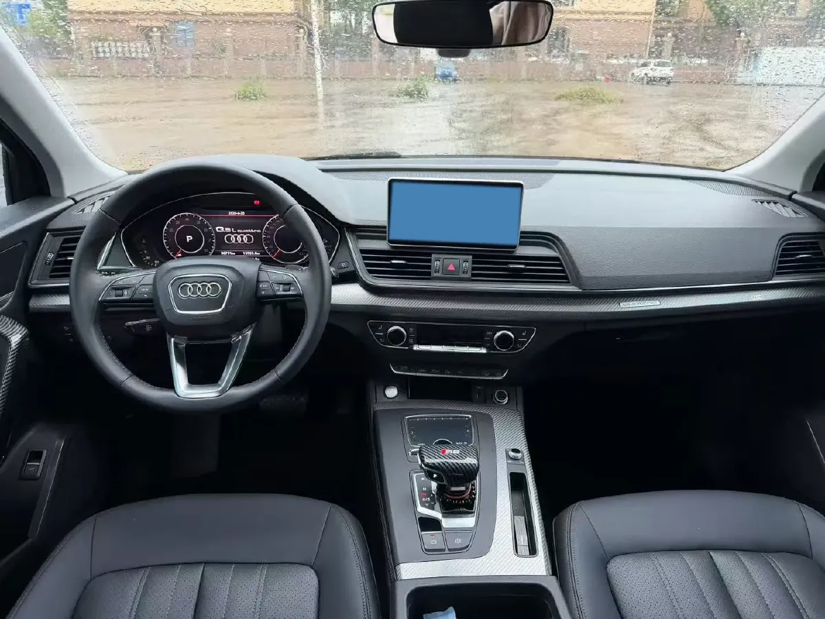 2020 Audi Q5L 2.0T 252HP L4 7DCT,autocango,china used car exporter,china ev exporter,chinese used car exporter,chinese used ev exporter